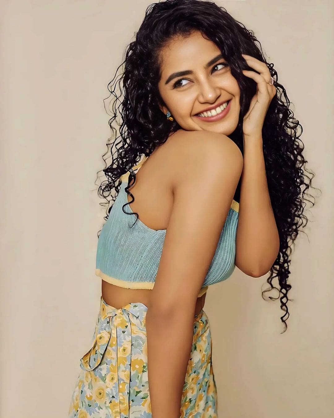 Anupama Parameswaran Hot Still From Recent Photoshoot Tracktollywood