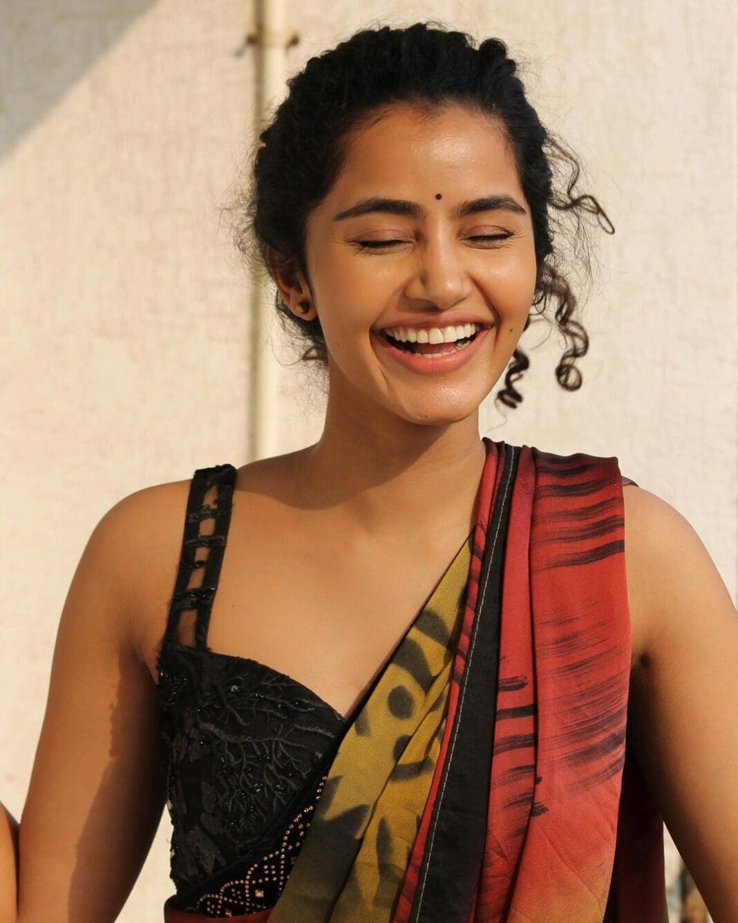 Anupama Parameswaran Hot And Beautiful Photos Tracktollywood