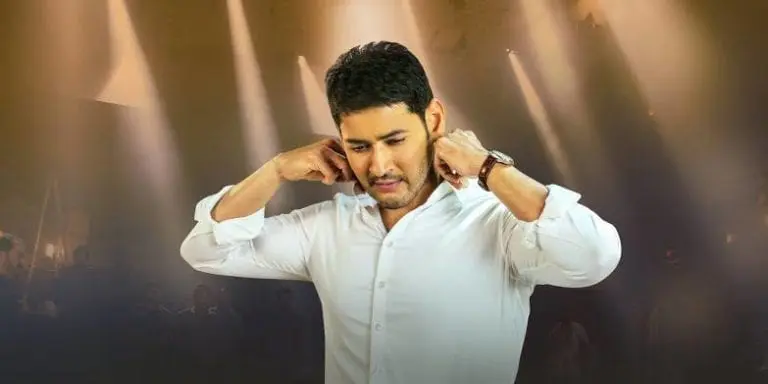 మహేష్ తీసుకున్న ఆ ఒక్క నిర్ణయమే ఈ పరిస్థితి లో తనకి , తన కెరీర్ కి ఎంతో మేలు చేసింది .