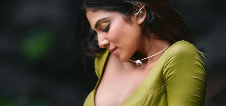 Bombshell Malavika Mohanan in green attire
