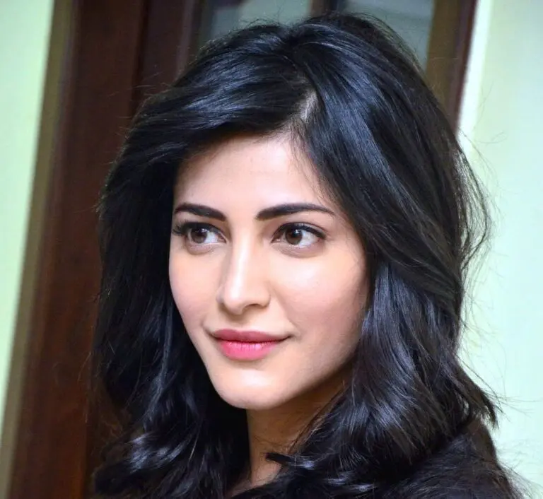 Shruti Haasan to team up with a senior actor?