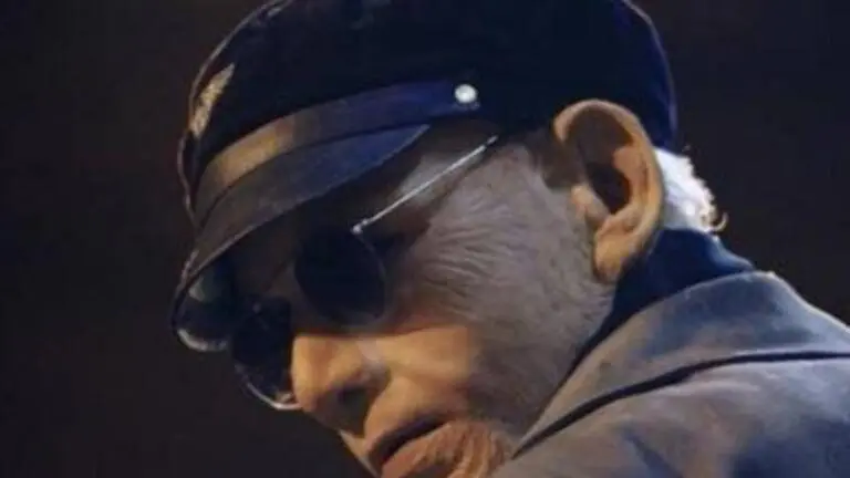 Big Bollywood star confirmed for Rakshasudu remake