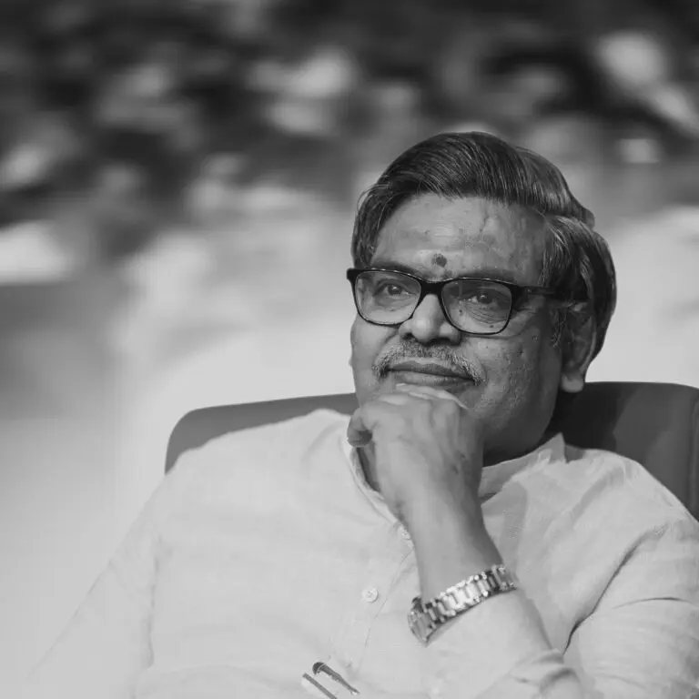 Sirivennela Seetharama Sastry passes away, leaves the industry in grief