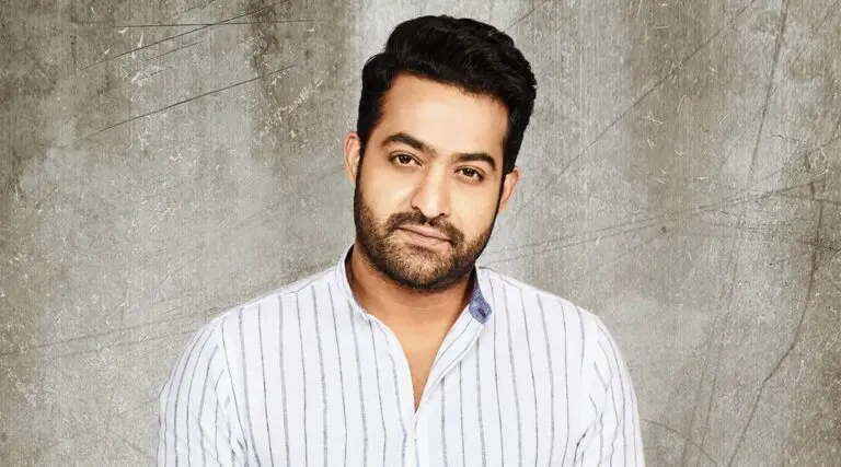 Koratala planning to bring this senior hero for NTR30