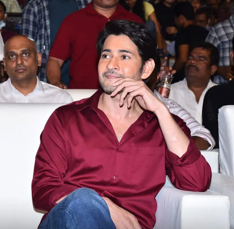 For the first time Mahesh Babu dances on stage