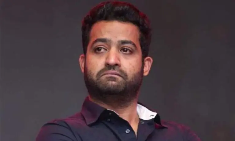ఎన్టీఆర్ నిర్ణయంపై అసంతృప్తితో ఉన్న అభిమానులు