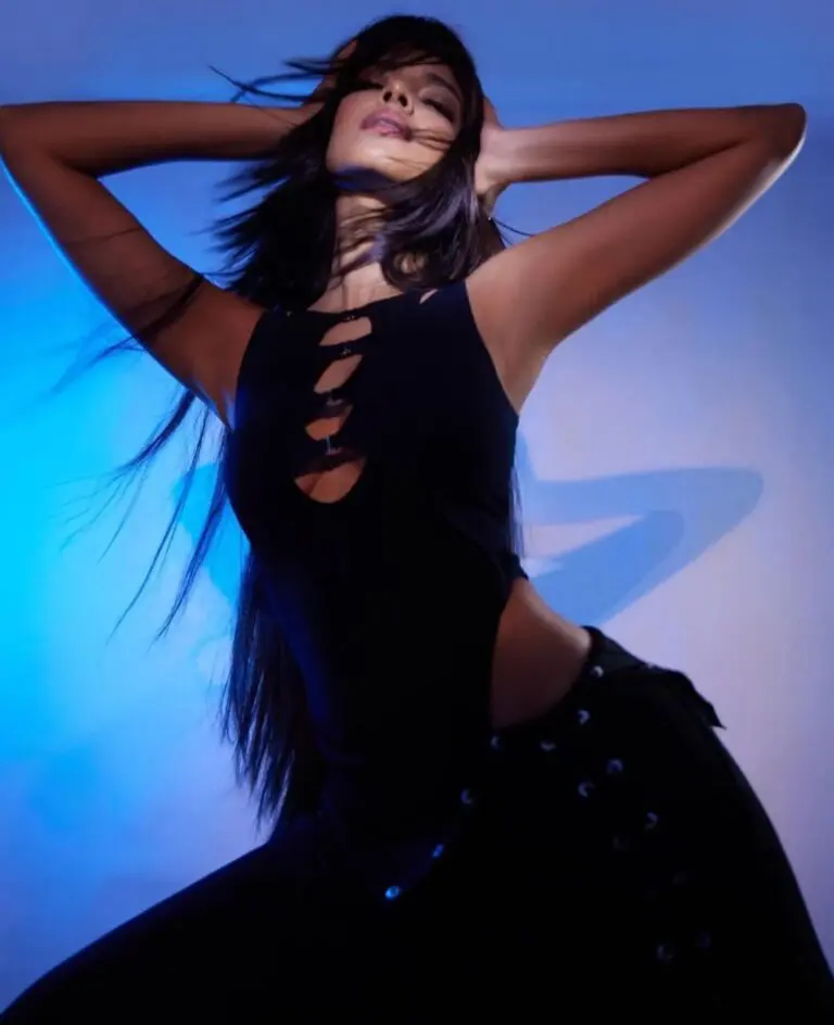 Malavika Mohanan Hot and Mesmerising Photoshoot