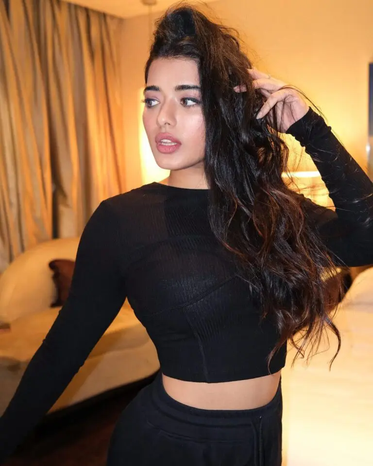 Black Lady Ketika Sharma Mesmerising Photos
