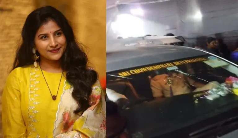 Kannadiga’s stones attack on singer Mangli’s car
