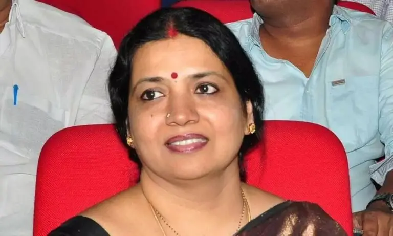 Jeevitha: రజినీకాంత్ తదుపరి చిత్రానికి  సంతకం చేసిన జీవిత రాజశేఖర్