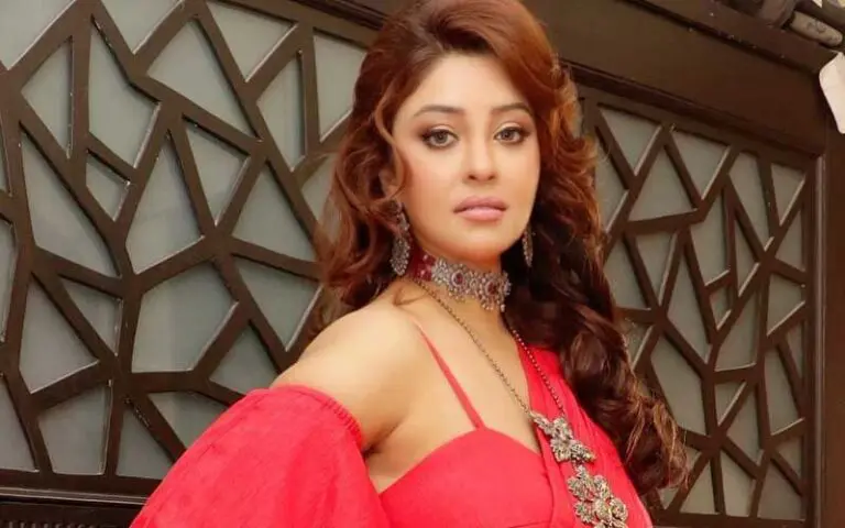 Actress Payal Ghosh claims big Bollywood director raped her for a movie chance