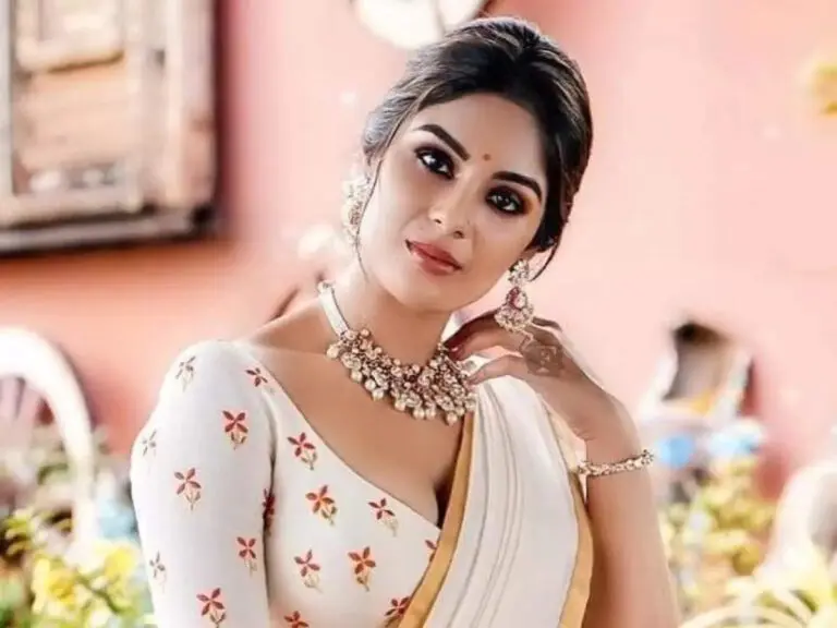 Actress Samyuktha Menon grabs another Trivikram’s film