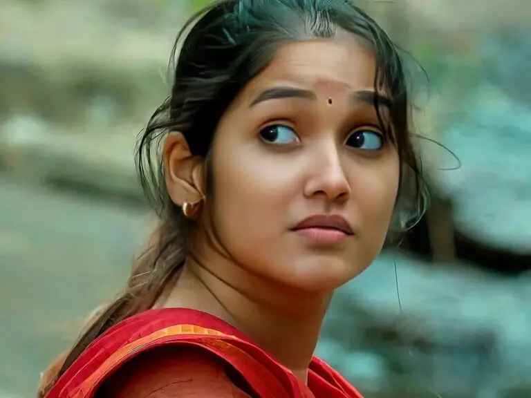 Anikha Surendran grabs a crucial role in Tamil biggie