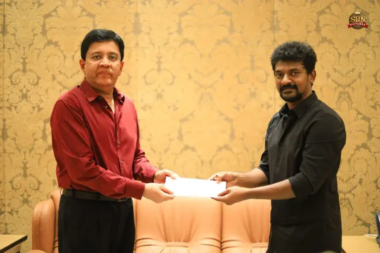 Jailer producer gifts a car and profit cheque to Nelson