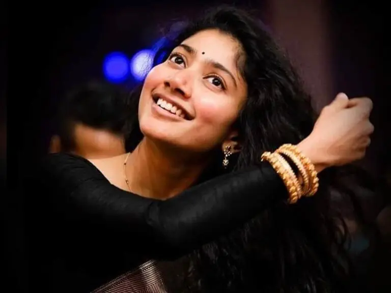 Actress Sai Pallavi in talks for a Bollywood film
