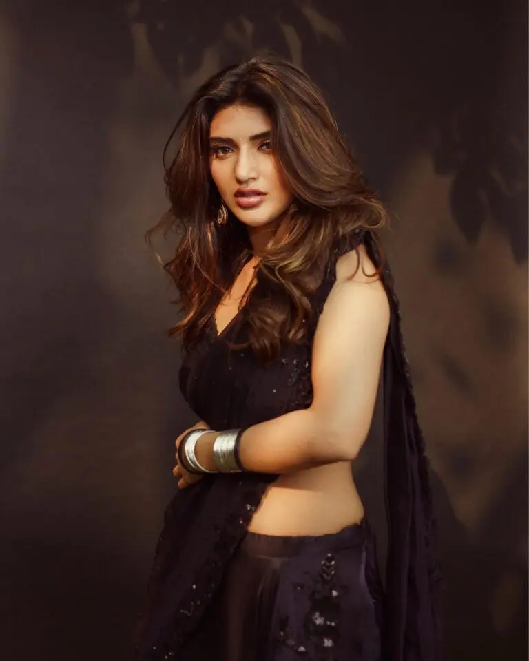 Sreeleela in Black: Captivating Vision of Traditional Charm & Glamour