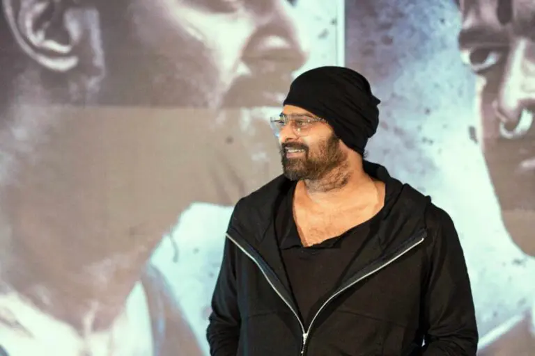 Hindi Box-Office: Prabhas > Rajamouli