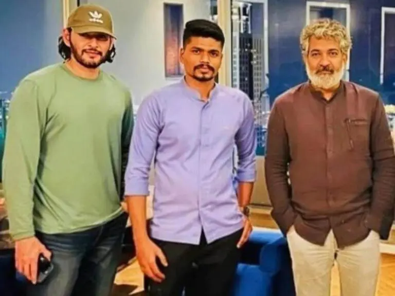 SSMB 29 combo spotted together for the first time