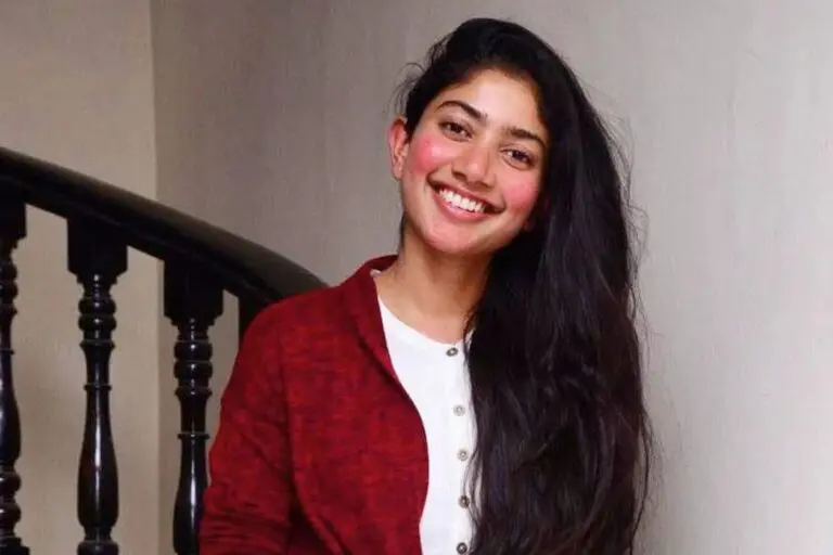 Buzz: Sai Pallavi Paired Opp. Vijay Devarakonda