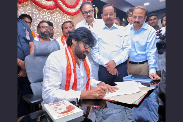 Pawan Kalyan to support Tollywood