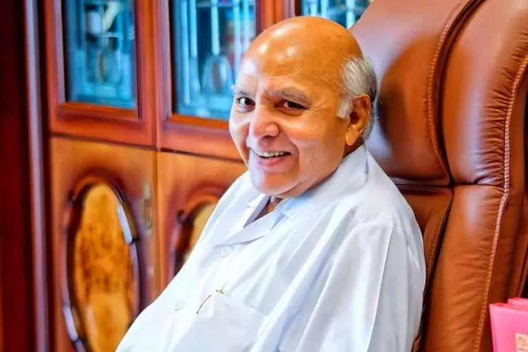 Rajamouli Demands Bharat Ratna For Ramoji Rao!