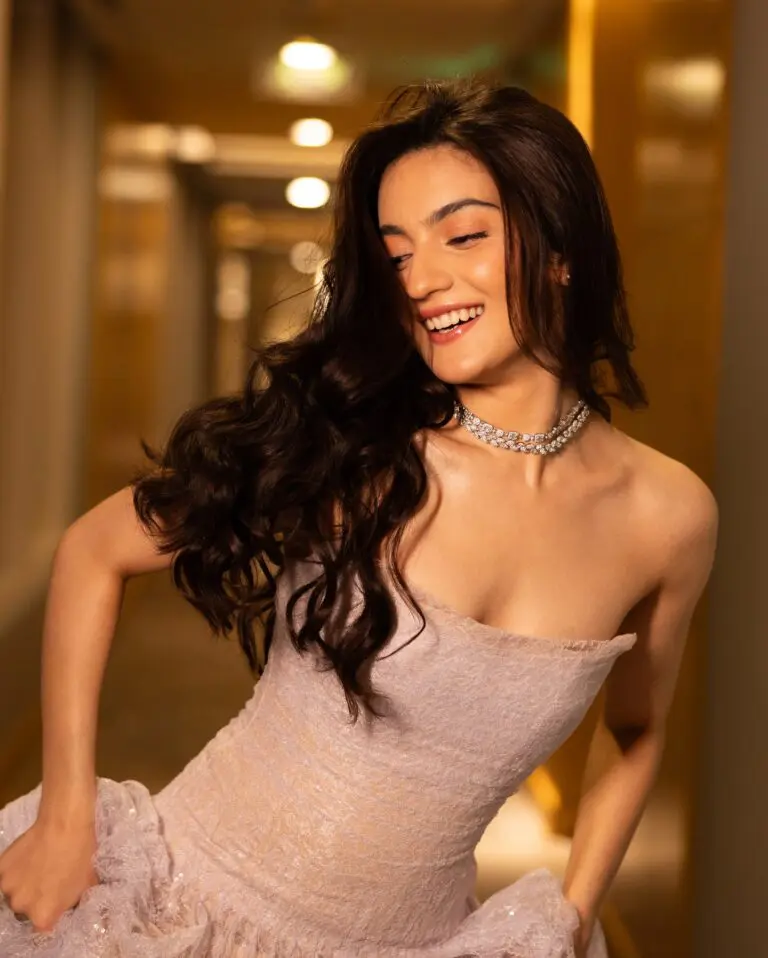 Pratibha Ranta: Ethereal Elegance at IIFA 2025