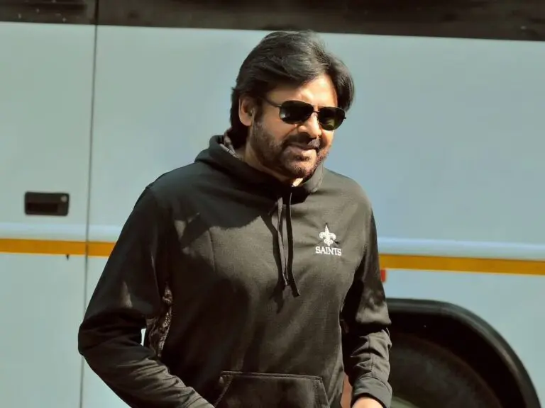 ఫ్యాన్ బాయ్ చేతుల్లో పవన్ స్టార్డం