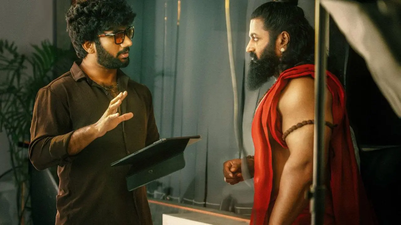 Jai Hanuman Stuns Rishabh Shetty Rishab Shetty stunned with Jai Hanuman Rishab Shetty Kantara Chapter 1 release