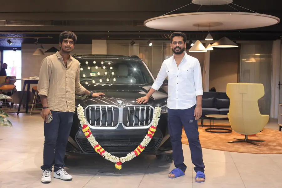 Tourist Family Director Receives a BMW Gift Tourist Family director receives a BMW as a gift from the producer. Mageshraj, the producer who made Tourist Family, has gifted a BMW SUV to the director Abishan Jeevinthas as a wedding gift. Tamil producers seem to have a trend of gifting the directors with fancy cars after a film's success.