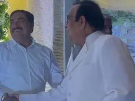 Responding to the controversy, Brahmanandam released a video saying, “I have known Dayanna (Errabelli) for 30 years. We are very good friends. With that friendly rapport, I playfully said ‘wait’ and went inside. But some people portrayed it as if I pushed him. We both spoke afterwards, and when we saw the video this morning, we laughed about it.”