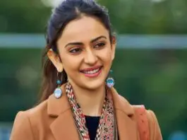 These kinds of things are getting repeated often nowadays. A few days ago, Samantha Ruth Prabhu also faced the same problem, and now Rakul Preet Singh exposes her impersonator.