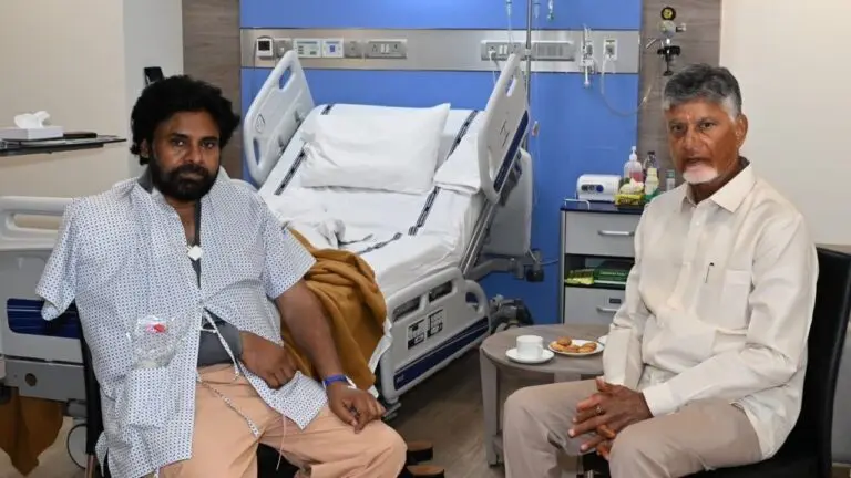 Chandrababu Naidu Visits Pawan Kalyan After Shoulder Surgery