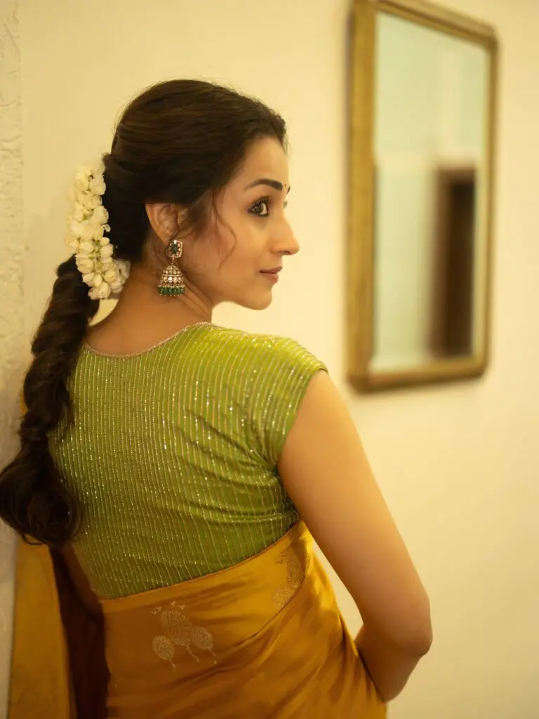 Trisha Krishnan latest photos