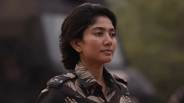 Sai Pallavi's Glimpse from OM Dhanush and Rajkumar Periasamy's OM stars Sai Pallavi in her first ever cop role