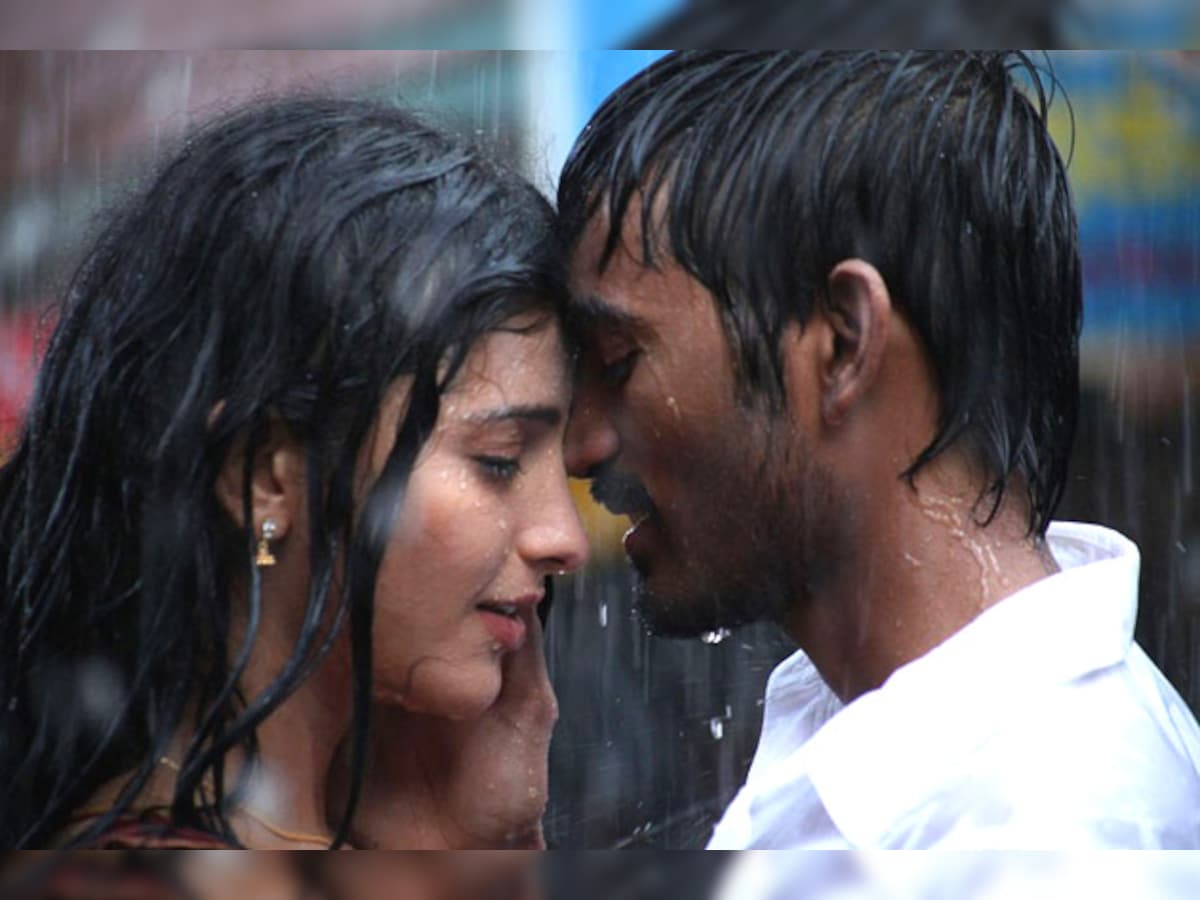 Dhanush's 3 Movie Special Shows Bookings In Hyderabad Are Shocking And Surprising