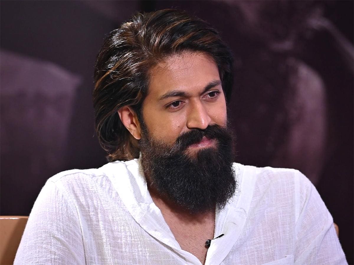 All directors are failing to impress KGF actor Yash - TrackTollywood