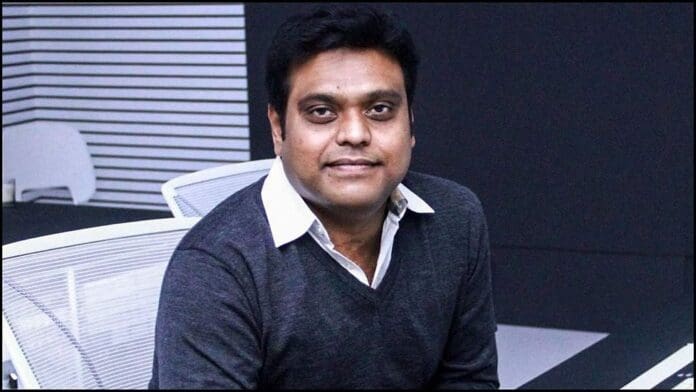 Harris Jayaraj is consistently delivering disappointing music. Nithin's Extra Ordinary Man was expected to be an excellent commercial entertainer. However, the film did not get the required buzz because of weak songs and even the background score by Harris Jayaraj was not up to the mark. The music lovers are disappointed as Harris Jayaraj consistently delivers disappointing music.