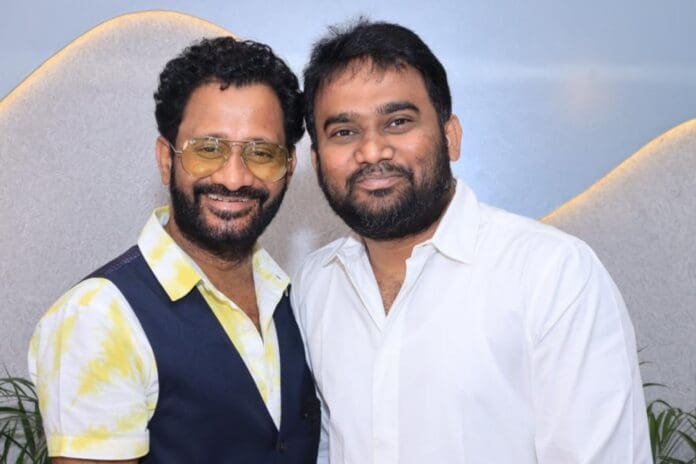 A. R. Jaffer Sadiq (right) with Resul Pookutty.