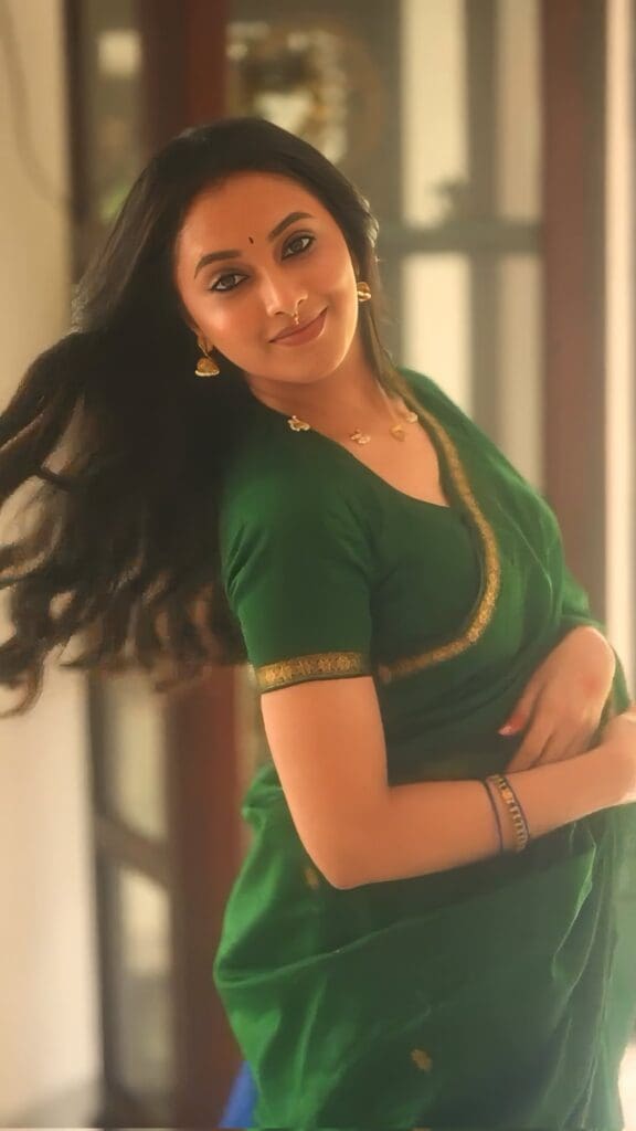 Emerald Elegance: Priyanka Mohan image 7