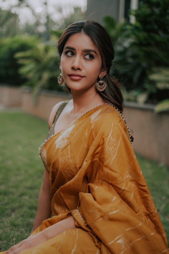 Nabha Natesh's Golden Festive Look image 3