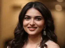 Directed by Dijo Jose Antony, the film is set in the late 1950s, and it shows the struggles and hopes of migrant farmers living in Kerala’s high-range regions. Dijo Jose took to his Instagram handle to share a snap with the team. Kayadu Lohar teams up with Tovino Thomas for Pallichattambi, which is set against the backdrop of 1957–58. It will not be just another period film and tries to depict some intense and unknown battles. Director Dijo Jose Antony, known for 'Queen,' 'Jana Gana Mana,' and 'Malayalee From India,' directs this most awaited project of Tovino Thomas. The script is written by Suresh Babu (of 'Shikkar,' 'Oruthee,' and 'Dadasaheb' fame).
