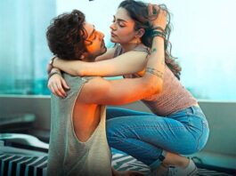 Ahaan Panday and Aneet Padda's Saiyaara Blockbuster Saiyaara 500 Cr Gross Saiyaara Historical Blockbuster