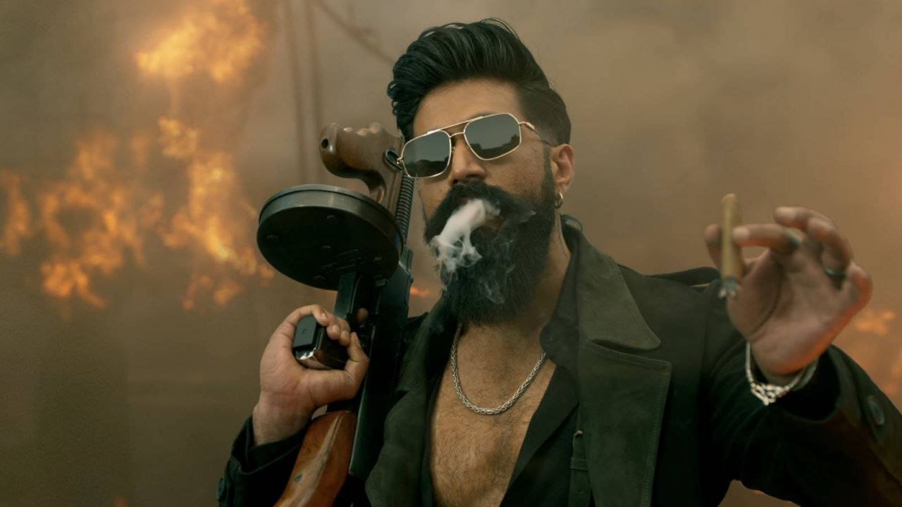 Digital platforms are offering below ₹100 crore for Yash's Toxic.