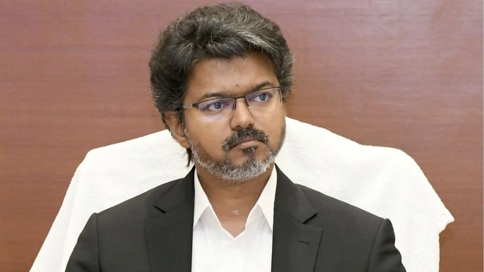 Vijay grants 5 shows per day for Tamil Films